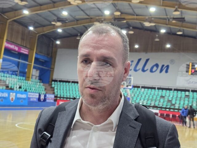 "Младите момчета показват характер“, каза треньорът на баскетболния Ботев 2012 "Младите момчета показват характер“, каза треньорът на баскетболния Ботев 2012 Враца Йован Попович след победата като гост над Спартак Плевен