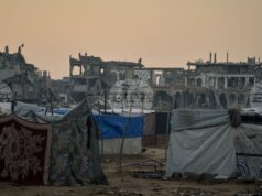 АКТУАЛИЗИРАНА
Най-малко 25 палестинци бяха убити днес при израелски удари в Газа, съобщиха здравните власти в анклава АКТУАЛИЗИРАНА
Най-малко 25 палестинци бяха убити днес при израелски удари в Газа, съобщиха здравните власти в анклава