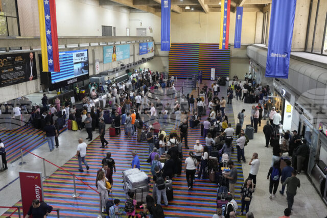 Авиокомпании отмениха полетите си от Венецуела след предупреждение от САЩ за потенциални опасности