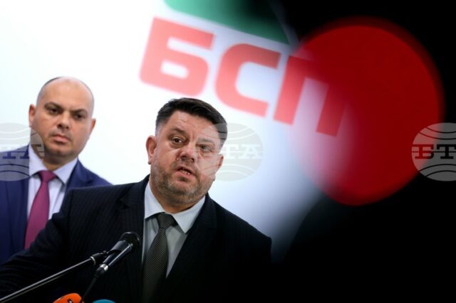 ОБНОВЕНА Ако няма възможност да продължим социалните политики, "БСП – Обединена левица" ще преосмисли участието си в управлението, заяви Атанас Зафиров