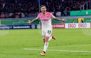 Алекс Грималдо може да се раздели с Байер Леверкузен Алекс Грималдо може да се раздели с Байер Леверкузен