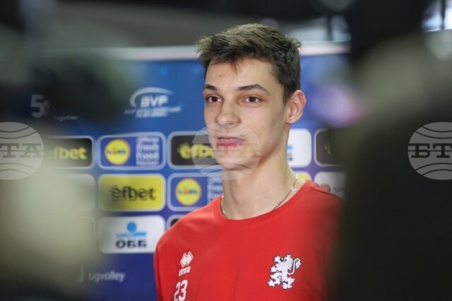 Александър Николов изигра силен мач за Кучине Лубе Чивитанова при загуба в пет гейма от Падуа в италианската Суперлига