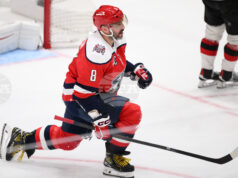 Александър Овечкин отбеляза 903-ия си гол в НХЛ при победа на Вашингтон Кепиталс срещу Лос Анджелис Кингс