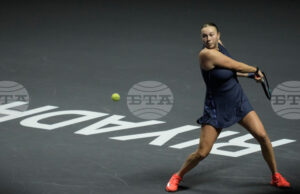 Аманда Анисимова преодоля груповата фаза на Финалния турнир на Женската тенис асоциация след победа над Ига Швьонтек Аманда Анисимова преодоля груповата фаза на Финалния турнир на Женската тенис асоциация след победа над Ига Швьонтек