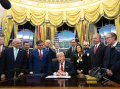 Американският президент Доналд Тръмп подписа закона за край на бюджетната парализа в САЩ