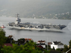 Американският самолетоносач "Джералд Форд" навлезе във водите на Латинска Америка