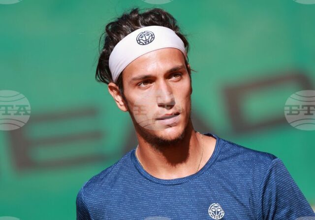 Антъни Генов се класира за четвъртфиналите на двойки на турнир Антъни Генов се класира за четвъртфиналите на двойки на турнир по тенис от сериите „Чалънджър” в САЩ