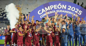 Аржентинският клуб Ланус спечели Копа Судамерикана след три спасени дузпи от Лосада