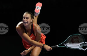 Арина Сабаленка с втора победа на Финалния турнир на WTA, Коко Гоф взе мача в два сета срещу Джазмин Паолини Арина Сабаленка с втора победа на Финалния турнир на WTA, Коко Гоф взе мача в два сета срещу Джазмин Паолини