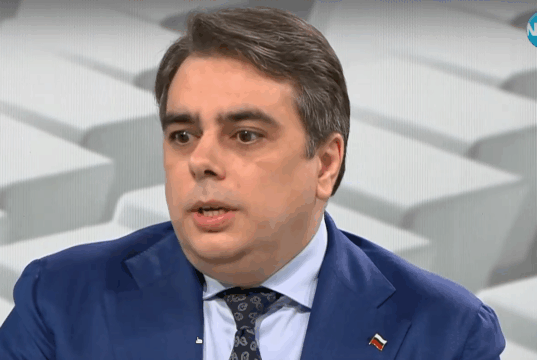 Асен Василев: Не може Корнелия Нинова да е по-дясна от вас, колеги от ГЕРБ Асен Василев