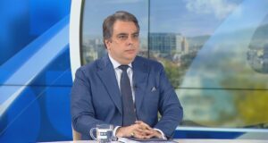 Асен Василев