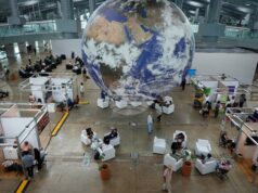 Атмосферата се използва като "открита канализация", заяви на КОП30 бившият вицепрезидент на САЩ Ал Гор