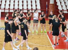 Баскетболистката Карина Константинова: „Ние играем за България, по-голям стимул от това няма“ Баскетболистката Карина Константинова: „Ние играем за България, по-голям стимул от това няма“