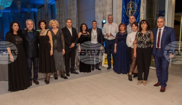 Благотворителният бал на Ротари клуб – Гоце Делчев събра 30 000 лева за нов открит фитнес