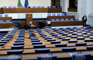 Блиц контрол и редовен парламентарен контрол са в днешната програма на депутатите Народно събрание