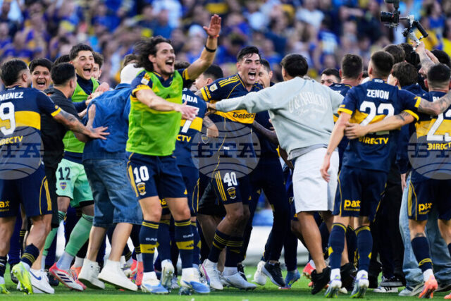 Бока Хуниорс надигра Ривър Плейт в аржентинското Суперкласико Бока Хуниорс надигра Ривър Плейт в аржентинското Суперкласико