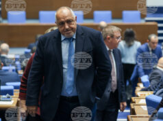 Борисов отстъпи пред протестите Бойко Борисов