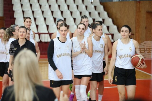 България записа трета поредна победа в първата фаза на квалификациите за Евробаскет 2027 след труден успех над Черна гора