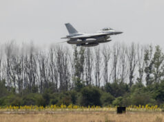 Вторият български самолет F-16 Block 70 пристигна в България