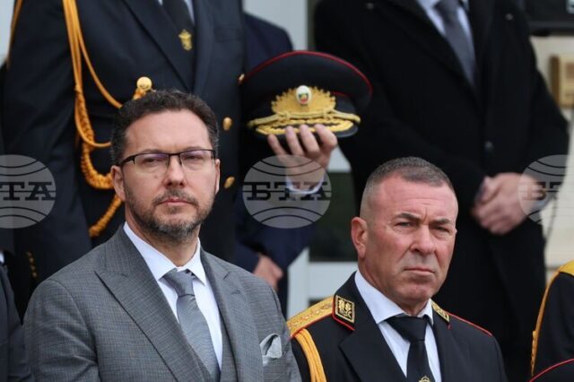 Българската граница не може да бъде прекосявана незаконно, каза министърът Българската граница не може да бъде прекосявана незаконно, каза министърът на вътрешните работи Даниел Митов