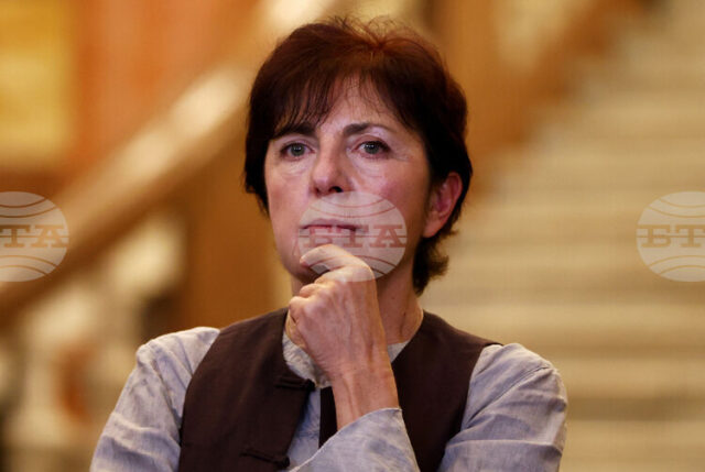 Българската писателка Теодора Димова ще изнесе днес публична лекция в Атинския университет