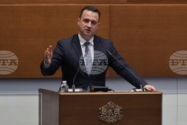 В Министерството на енергетиката няма постъпило официално искане, свързано със В Министерството на енергетиката няма постъпило официално искане, свързано със заявен инвеститорски интерес към активите на „Луйкойл България“, каза министър Жечо Станков