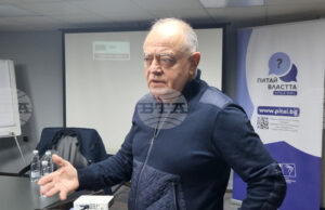 В състояние на фасадна демокрация сме, каза в Търговище председателят на “Демократи за силна България” Атанас Атанасов