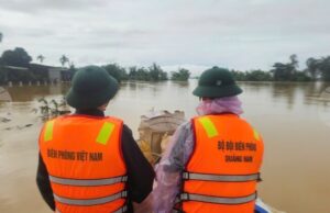 ВНА: Най-малко 37 загинали и петима изчезнали при поройните валежи и наводнения във Виетнам