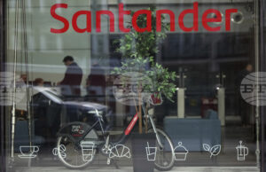 Все повече компании планират да развиват дейност в чужбина заради опасения за слаб икономически растеж и по-високи данъци във Великобритания, сочат данни в проучване