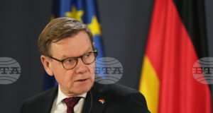 Германският външен министър заяви, че разговорите в Женева са "решителен успех" за Европа