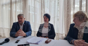 Да се усъвършенства антибиотичната политика и да има строг контрол върху употребата на антибиотици, призоваха лекари