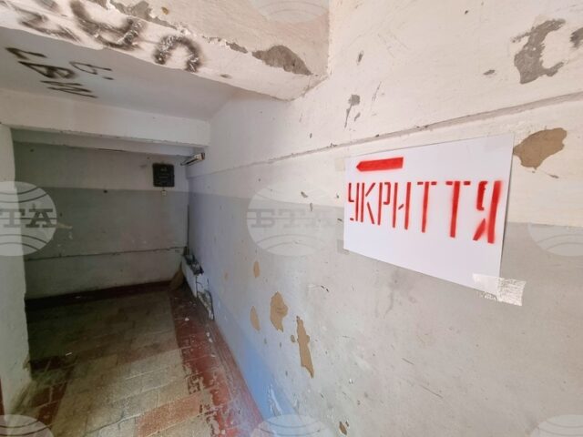 Двама души са пострадали при снощна атака с дронове, регистрирани Човек е ранен, а 29 000 потребители са без ток след масирана атака с дронове по Черноморск и Одеска област, съобщиха местните власти