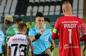 Двама ключови футболисти на Лудогорец удължиха своите договори с клуба