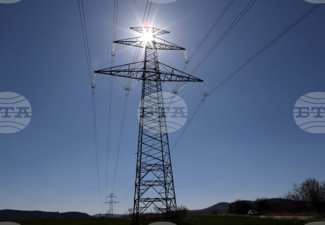 Делът на твърдите изкопаеми горива в България намалява, но вносът Делът на твърдите изкопаеми горива в България намалява, но вносът от Русия не е прекратен, сочи доклад на ЕК