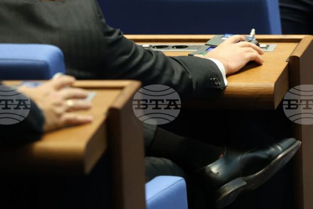 Депутатите ще обсъдят днес на второ четене промени в Закона Депутатите ще обсъдят днес на второ четене промени в Закона за енергийната ефективност, предвижда програмата на парламента