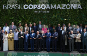 Десет години след Парижкото споразумение: Какво може да се очаква от КОП30? Лидерите на срещата на върха на 7 ноември 2025 г. в амазонския град Белем – прелюдия към климатичната конференция на ООН КОП30.