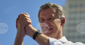 Десницата в Испания организира голям протест срещу правителството на социалиста Педро Санчес