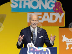 Джо Байдън обвини Доналд Тръмп, че разрушава не само Белия дом, но и САЩ Джо Байдън обвини Доналд Тръмп, че разрушава не само Белия дом, но и САЩ