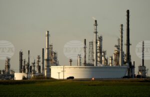 ЕС призова за план за постепенното премахване на изкопаемите горива