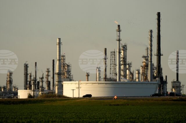 ЕС призова за план за постепенното премахване на изкопаемите горива