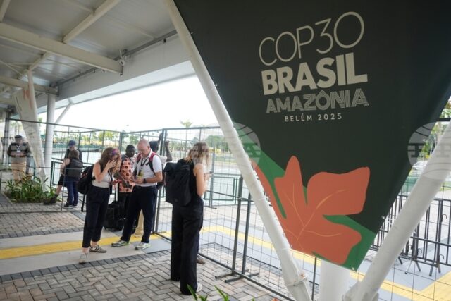 Евакуираха участници в конференцията КОП30 в Белем заради пожар, но Евакуираха участници в конференцията КОП30 в Белем заради пожар, но той вече е овладян