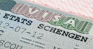 Европейската комисия въвежда по-строги правила за издаването на визи за руснаци