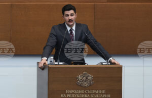 За разширяване на търговските хоризонти на България и икономическо многообразие, се обявиха в декларация от „Възраждане“ За разширяване на търговските хоризонти на България и икономическо многообразие, се обявиха в декларация от "Възраждане“