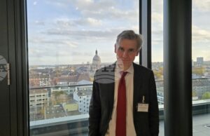 ИНТЕРВЮ
                                                                                                Присъединяването към еврозоната е само една от стъпките по обещаващия път, по който е поела икономиката на България, каза за БТА проф. д-р Филип Хармс