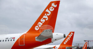 "ИзиДжет" (easyJet) очаква по-висока печалба въпреки разходите около стачките във Франция