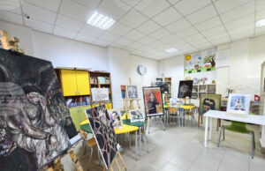 Изложбата „Будни“ представя творби на панагюрски художници в местните училища Изложбата "Будни" представя творби на панагюрски художници в местните училища