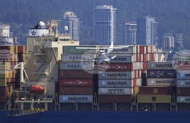 Икономиката на Канада расте през третото тримесечие, подкрепена от износа и спад на вноса