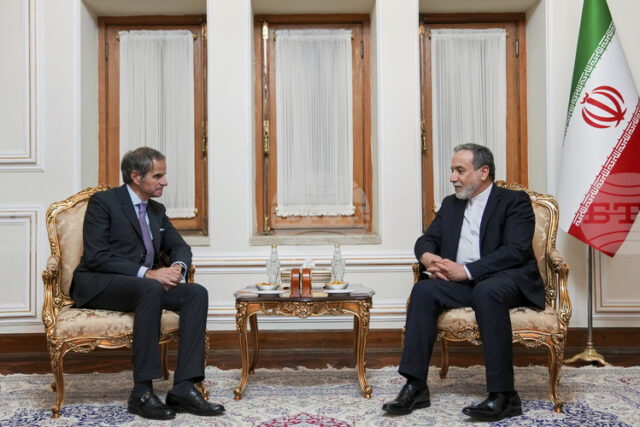 Иран обяви с официално писмо, че се оттегля от споразумението за сътрудничество с МААЕ