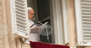 Католически епископ в Испания подаде оставка заради обвинения в тормоз