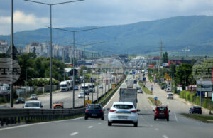„Кей Би Си Груп“ повиши прогнозата си за икономическия растеж на България за 2026 г. предвид вътрешното търсене и приемането на еврото "Кей Би Си Груп" повиши прогнозата си за икономическия растеж на България за 2026 г. предвид вътрешното търсене и приемането на еврото